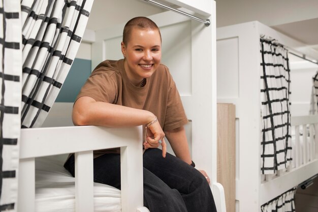 Jak wybrać idealne meble do małego mieszkania, aby maksymalnie wykorzystać przestrzeń?