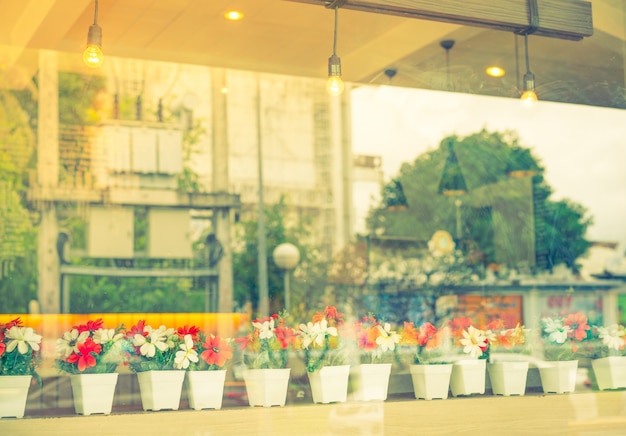 Jak wprowadzić równowagę między funkcjonalnością a estetyką ogrodzenia w ogrodzie?